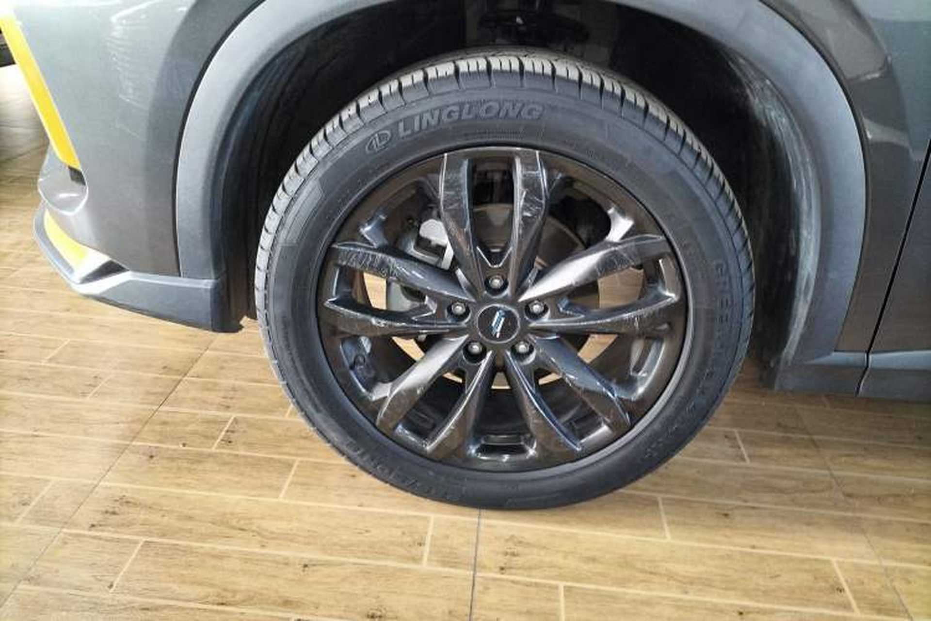 Used CHANGAN OSHAN X5 2022 Sport Edition 1.5T DCT Hurricane Sonic Left Front Wheel Hub