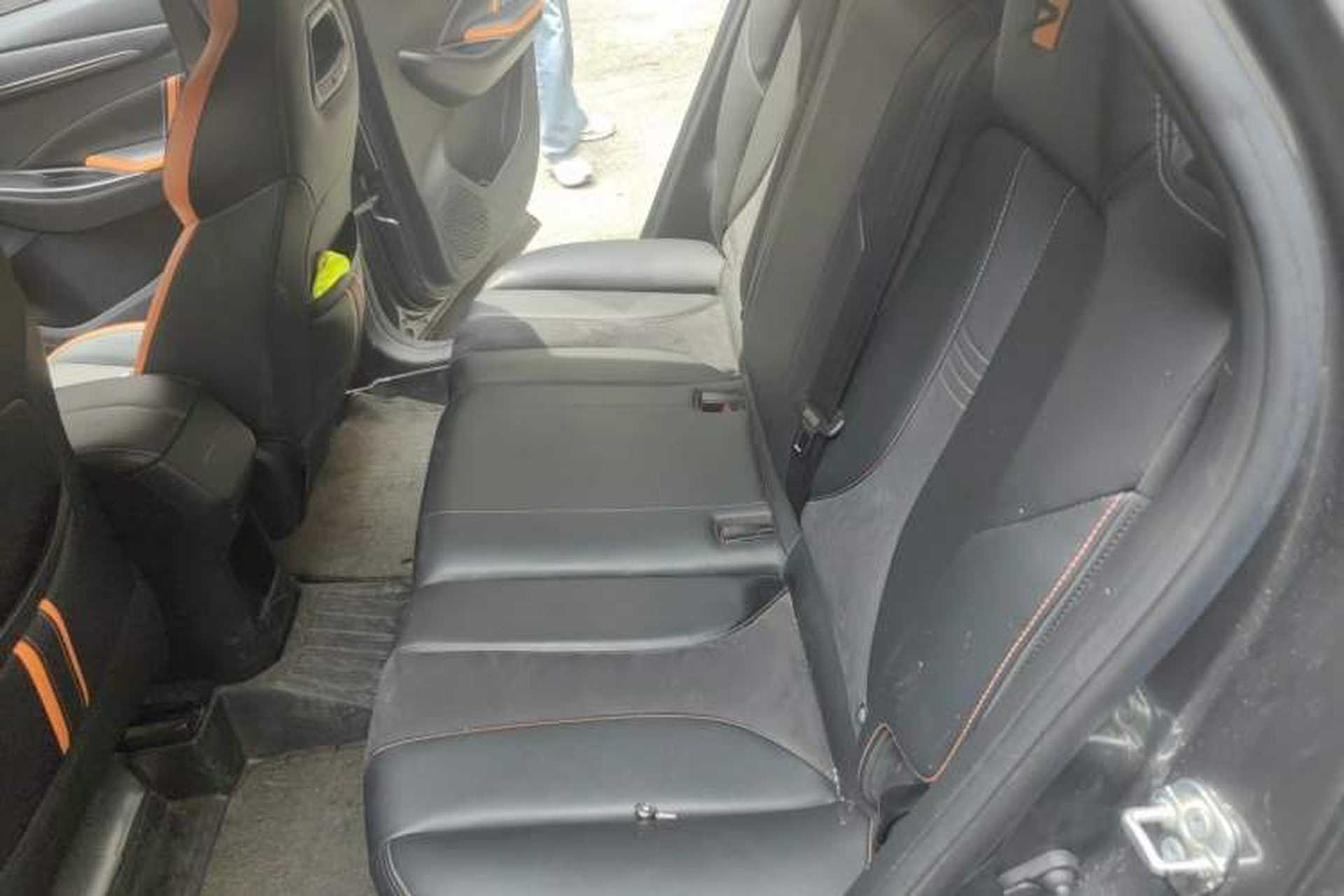 Used CHANGAN OSHAN X5 2022 Sport Edition 1.5T DCT Cyclone Assault Left Rear Seat