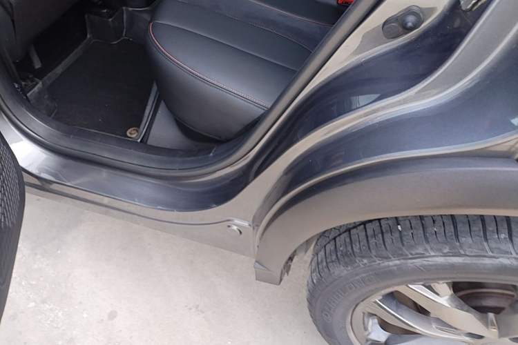 Used CHANGAN OSHAN X5 2022 Sport Edition 1.5T DCT Hurricane Sonic Left Side Sill