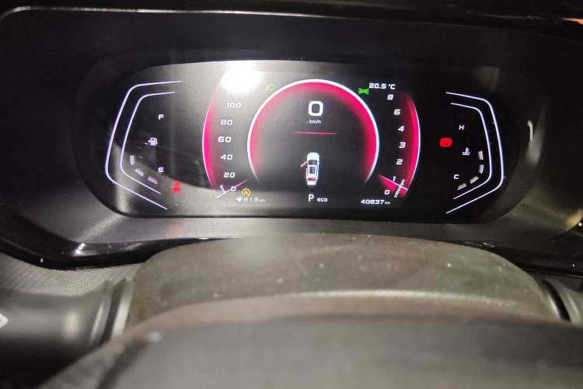 Used CHANGAN OSHAN X5 2022 Sport Edition 1.5T DCT Hurricane Sonic Odometer Close Up