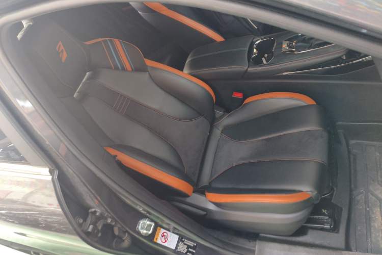 Used CHANGAN OSHAN X5 2022 Sport Edition 1.5T DCT Hurricane Sonic Right Front Seat