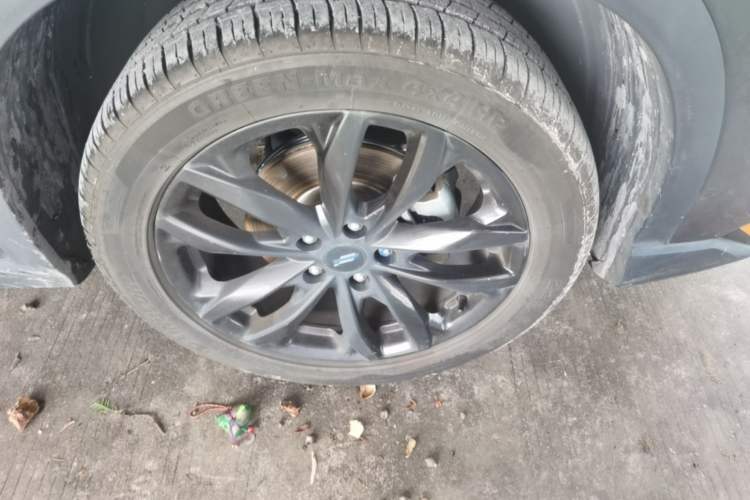 Used CHANGAN OSHAN X5 2022 Sport Edition 1.5T DCT Hurricane Sonic Right Front Wheel Hub