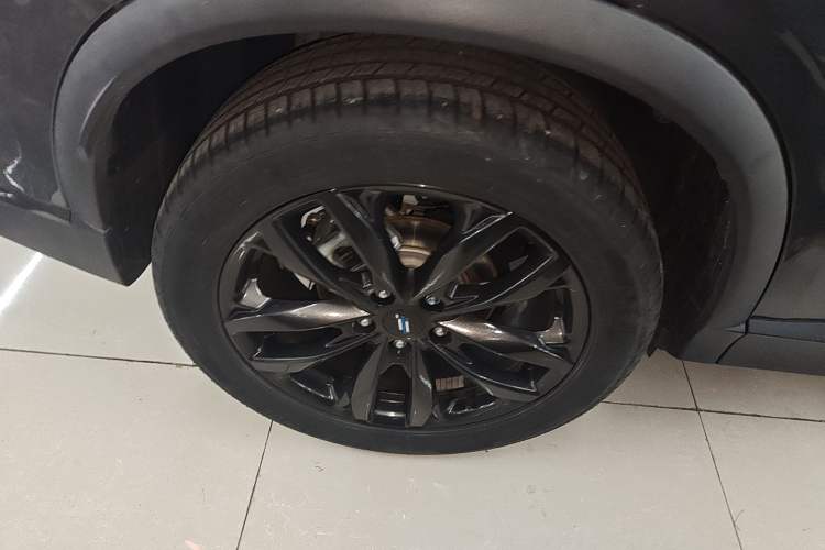 Used CHANGAN OSHAN X5 2022 Sport Edition 1.5T DCT Hurricane Sonic Right Rear Wheel Hub