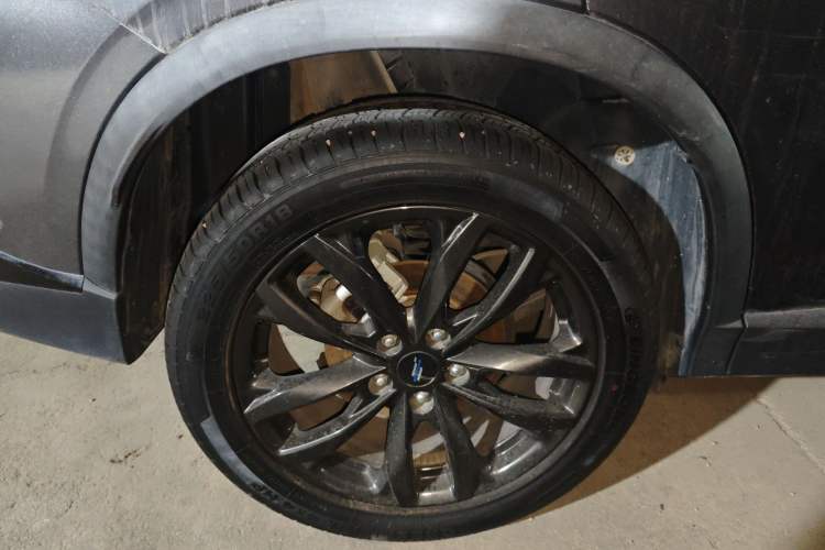 Used CHANGAN OSHAN X5 2022 Sport Edition 1.5T DCT Hurricane Sonic Right Rear Wheel Hub