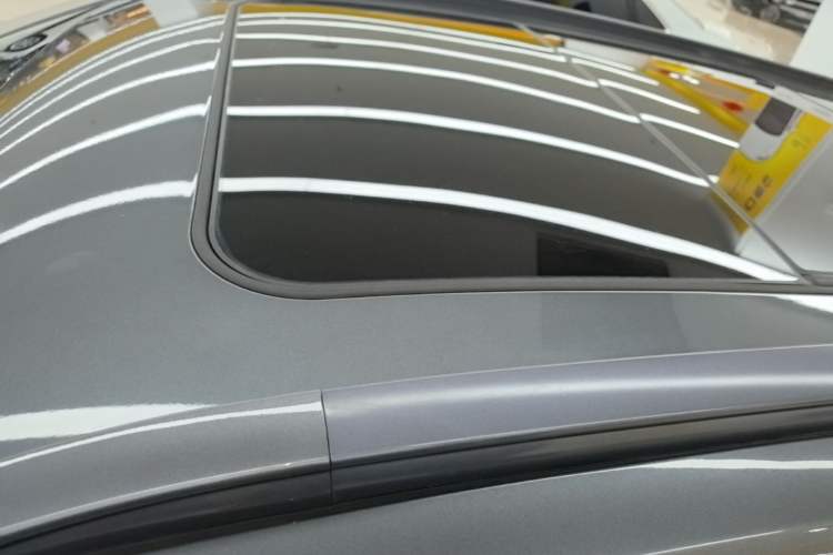 Used CHANGAN OSHAN X5 2022 Sport Edition 1.5T DCT Hurricane Sonic Roof