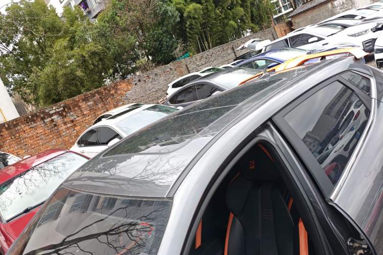 Used CHANGAN OSHAN X5 2022 Sport Edition 1.5T DCT Cyclone Assault Roof