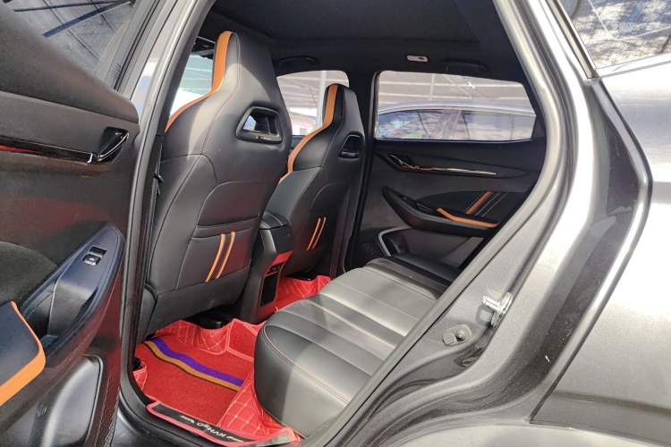 Used CHANGAN OSHAN X5 2022 Sport Edition 1.5T DCT Hurricane Sonic Roof