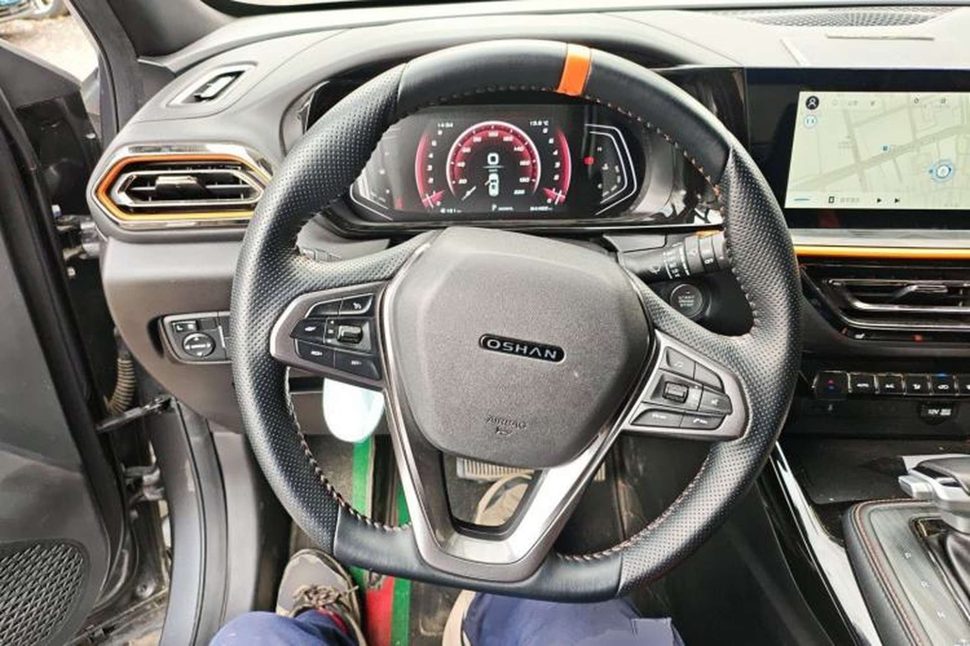 Used CHANGAN OSHAN X5 2022 Sport Edition 1.5T DCT Cyclone Assault Steering Wheel