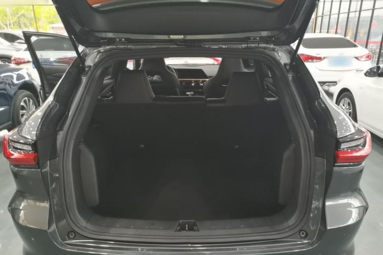 Used CHANGAN OSHAN X5 2022 Sport Edition 1.5T DCT Hurricane Sonic Trunk