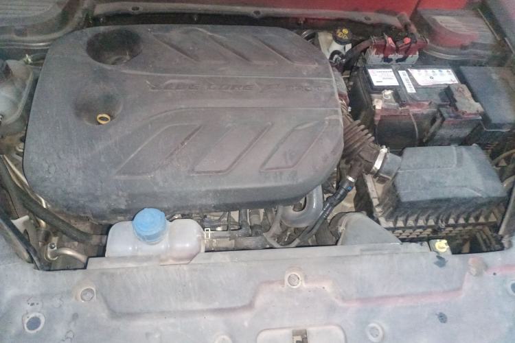 Used CHANGAN OSHAN X5 2022 Sport Edition 1.5T DCT Cyclone Assault Engine Bay