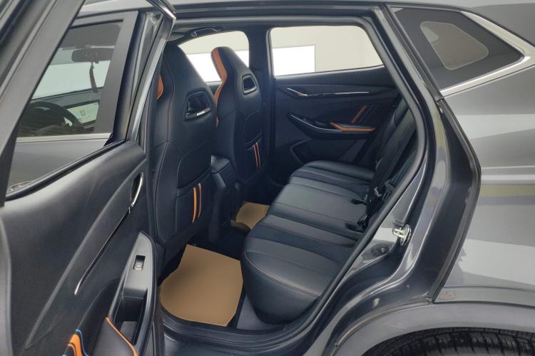 Used CHANGAN OSHAN X5 2022 Sport Edition 1.5T DCT Hurricane Sonic Left Rear Seat