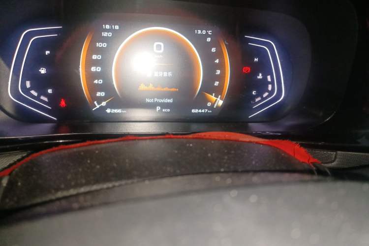 Used CHANGAN OSHAN X5 2022 Sport Edition 1.5T DCT Cyclone Assault Odometer Close Up