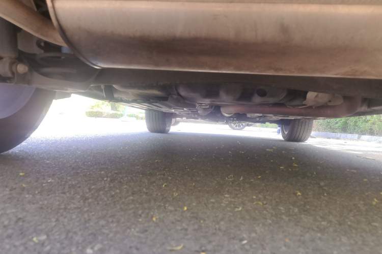 Used CHANGAN OSHAN X5 2022 Sport Edition 1.5T DCT Hurricane Sonic Chassis Rear