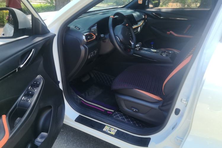 Used CHANGAN OSHAN X5 2022 Sport Edition 1.5T DCT Hurricane Sonic Driver Seat