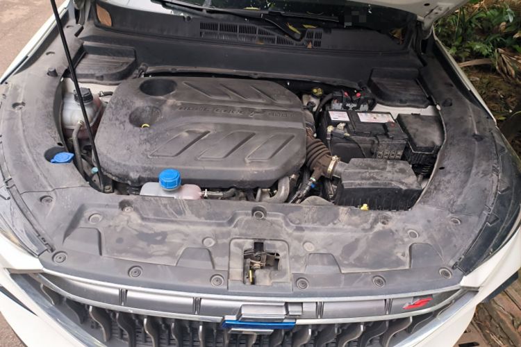 Used CHANGAN OSHAN X5 2022 Sport Edition 1.5T DCT Cyclone Assault Engine Bay