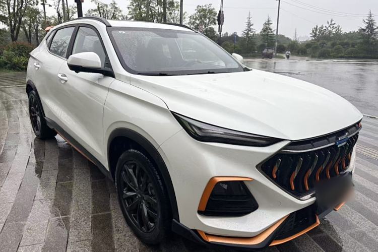 Used CHANGAN OSHAN X5 2022 Sport Edition 1.5T DCT Hurricane Sonic Exterior 2