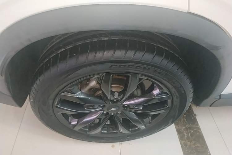 Used CHANGAN OSHAN X5 2022 Sport Edition 1.5T DCT Cyclone Assault Exterior 5