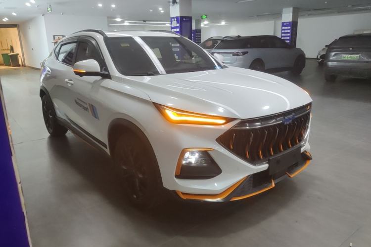 Used CHANGAN OSHAN X5 2022 Sport Edition 1.5T DCT Hurricane Sonic Front Right 45 Deg