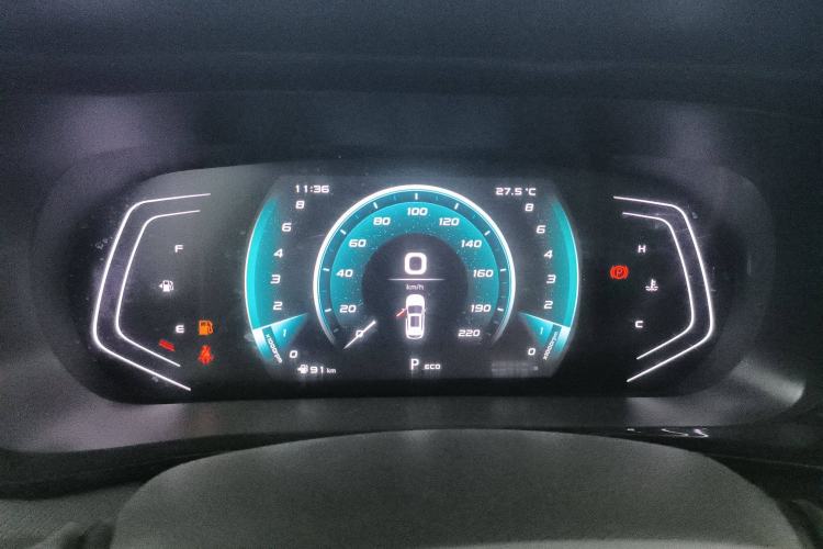 Used CHANGAN OSHAN X5 2022 Sport Edition 1.5T DCT Cyclone Assault Instrument Cluster