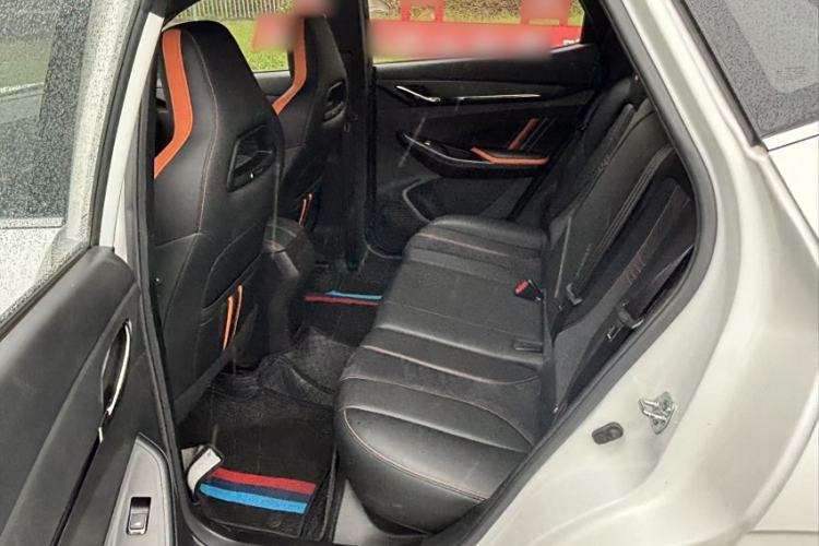 Used CHANGAN OSHAN X5 2022 Sport Edition 1.5T DCT Hurricane Sonic Interior 3