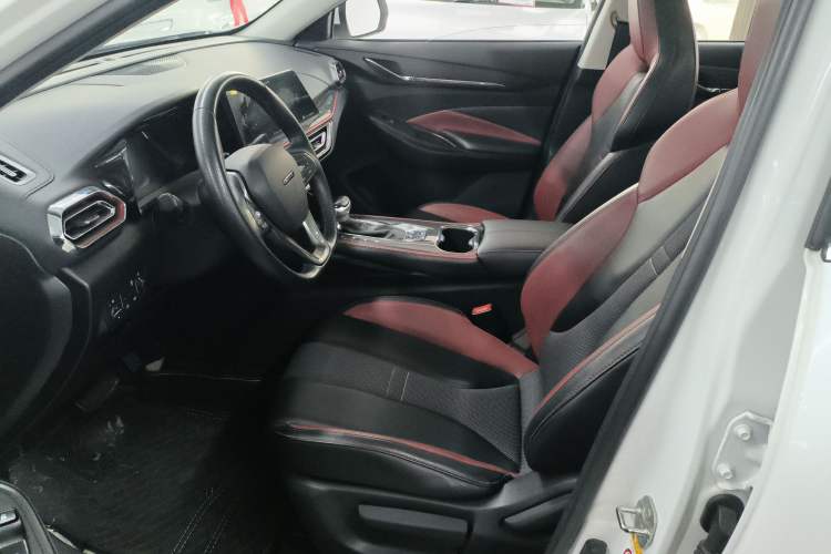 Used CHANGAN OSHAN X5 2022 Sport Edition 1.5T DCT Cyclone Assault Left Front Seat