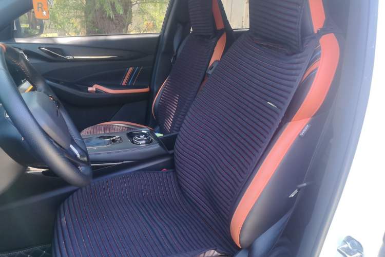 Used CHANGAN OSHAN X5 2022 Sport Edition 1.5T DCT Hurricane Sonic Left Front Seat