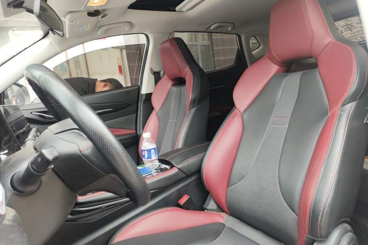Used CHANGAN OSHAN X5 2022 Sport Edition 1.5T DCT Cyclone Assault Left Front Seat