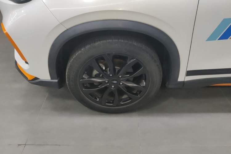 Used CHANGAN OSHAN X5 2022 Sport Edition 1.5T DCT Hurricane Sonic Left Front Wheel Hub