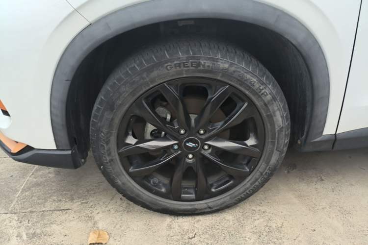 Used CHANGAN OSHAN X5 2022 Sport Edition 1.5T DCT Hurricane Sonic Left Front Wheel Hub