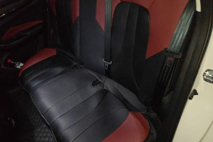 Used CHANGAN OSHAN X5 2022 Sport Edition 1.5T DCT Hurricane Sonic Left Rear Seat