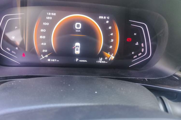 Used CHANGAN OSHAN X5 2022 Sport Edition 1.5T DCT Hurricane Sonic Odometer Close Up