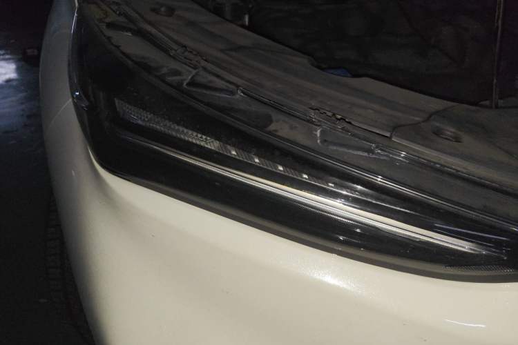 Used CHANGAN OSHAN X5 2022 Sport Edition 1.5T DCT Hurricane Sonic Right Front Headlight