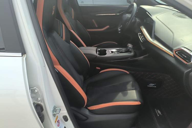 Used CHANGAN OSHAN X5 2022 Sport Edition 1.5T DCT Hurricane Sonic Right Front Seat