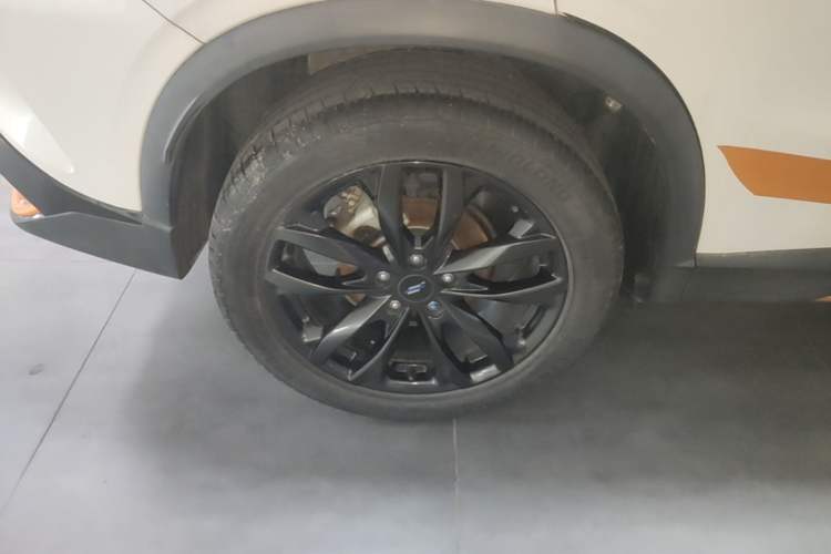 Used CHANGAN OSHAN X5 2022 Sport Edition 1.5T DCT Hurricane Sonic Right Rear Wheel Hub