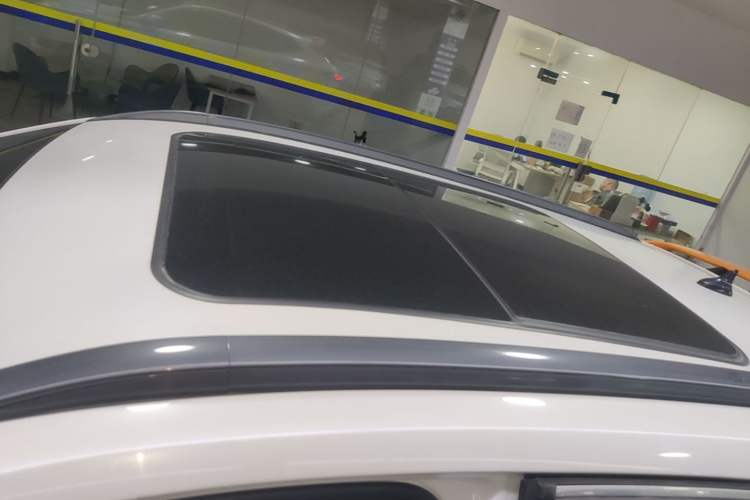 Used CHANGAN OSHAN X5 2022 Sport Edition 1.5T DCT Hurricane Sonic Roof