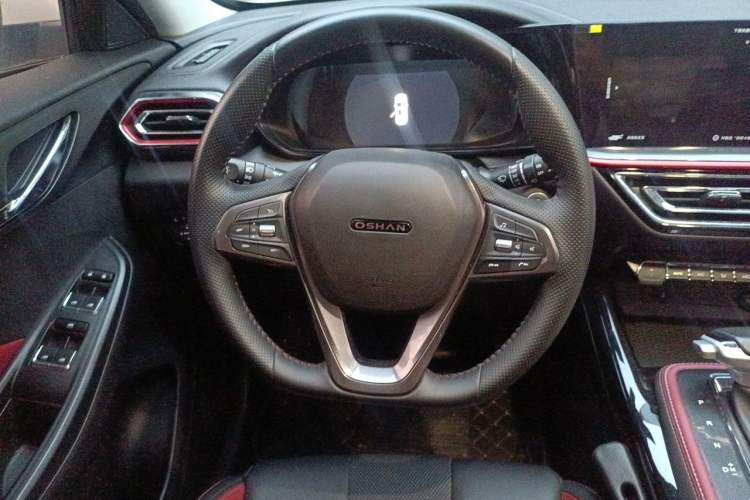 Used CHANGAN OSHAN X5 2022 Sport Edition 1.5T DCT Cyclone Assault Steering Wheel