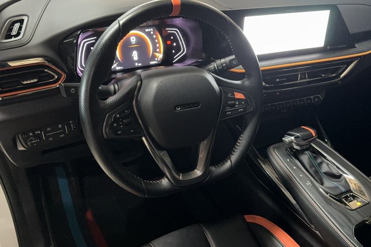 Used CHANGAN OSHAN X5 2022 Sport Edition 1.5T DCT Hurricane Sonic Steering Wheel
