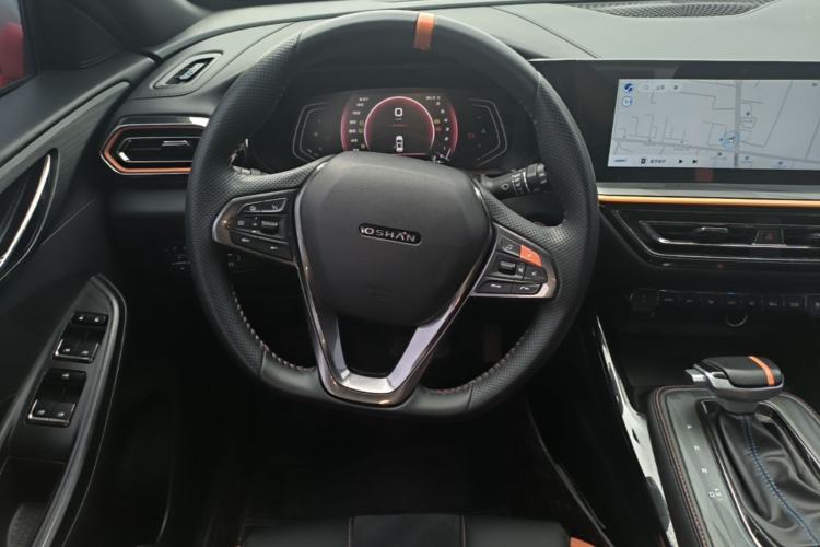 Used CHANGAN OSHAN X5 2022 Sport Edition 1.5T DCT Hurricane Sonic Steering Wheel