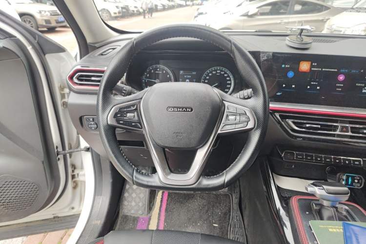 Used CHANGAN OSHAN X5 2022 Sport Edition 1.5T DCT Cyclone Assault Steering Wheel