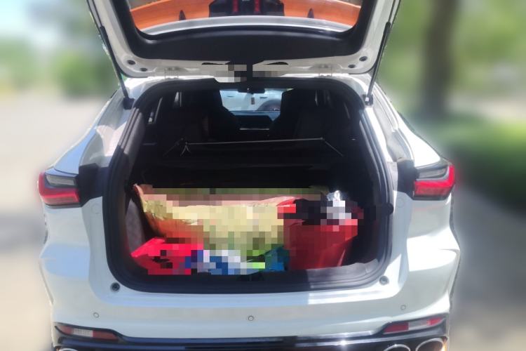 Used CHANGAN OSHAN X5 2022 Sport Edition 1.5T DCT Hurricane Sonic Trunk