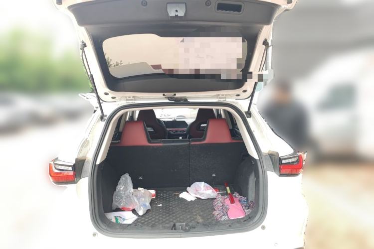 Used CHANGAN OSHAN X5 2022 Sport Edition 1.5T DCT Cyclone Assault Trunk