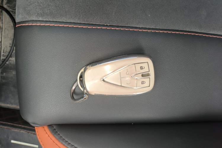 Used CHANGAN OSHAN X5 2022 Sport Edition 1.5T DCT Hurricane Sonic Vehicle Key