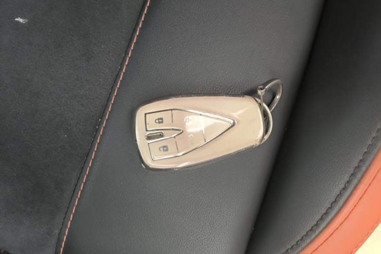 Used CHANGAN OSHAN X5 2022 Sport Edition 1.5T DCT Hurricane Sonic Vehicle Key