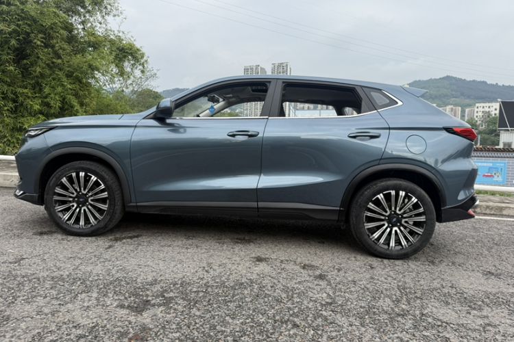 Used CHANGAN OSHAN X5 2023 Enjoy Edition 1.5T DCT Deluxe Model Exterior 3