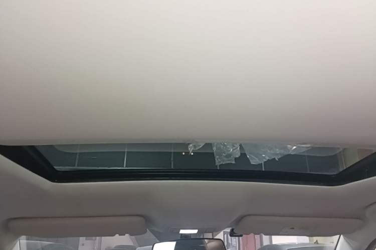 Used CHANGAN OSHAN X5 2023 Enjoy Edition 1.5T DCT Deluxe Model Headliner