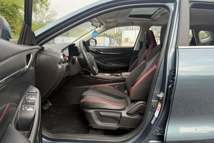Used CHANGAN OSHAN X5 2023 Enjoy Edition 1.5T DCT Deluxe Model Interior 8