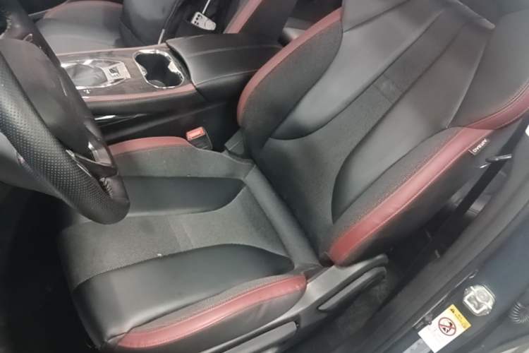 Used CHANGAN OSHAN X5 2023 Enjoy Edition 1.5T DCT Deluxe Model Left Front Seat