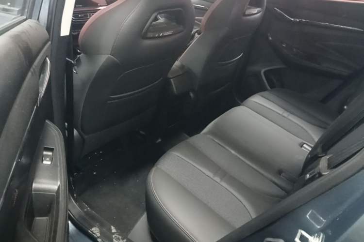 Used CHANGAN OSHAN X5 2023 Enjoy Edition 1.5T DCT Deluxe Model Left Rear Seat