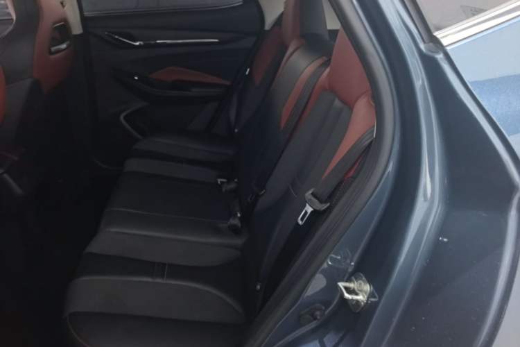 Used CHANGAN OSHAN X5 2023 Enjoy Edition 1.5T DCT Luxury Model Left Rear Seat