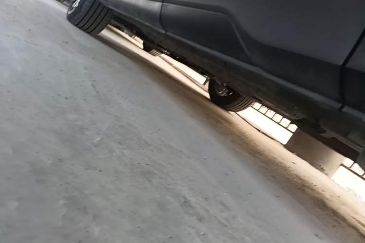 Used CHANGAN OSHAN X5 2023 Enjoy Edition 1.5T DCT Deluxe Model Left Side Sill